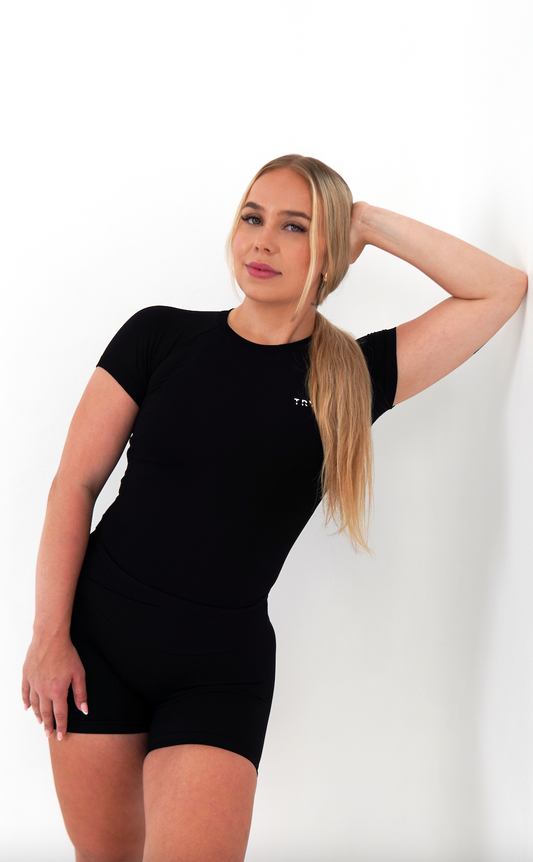 Pre-Order fra 20. mars: Obsidian T-Shirt