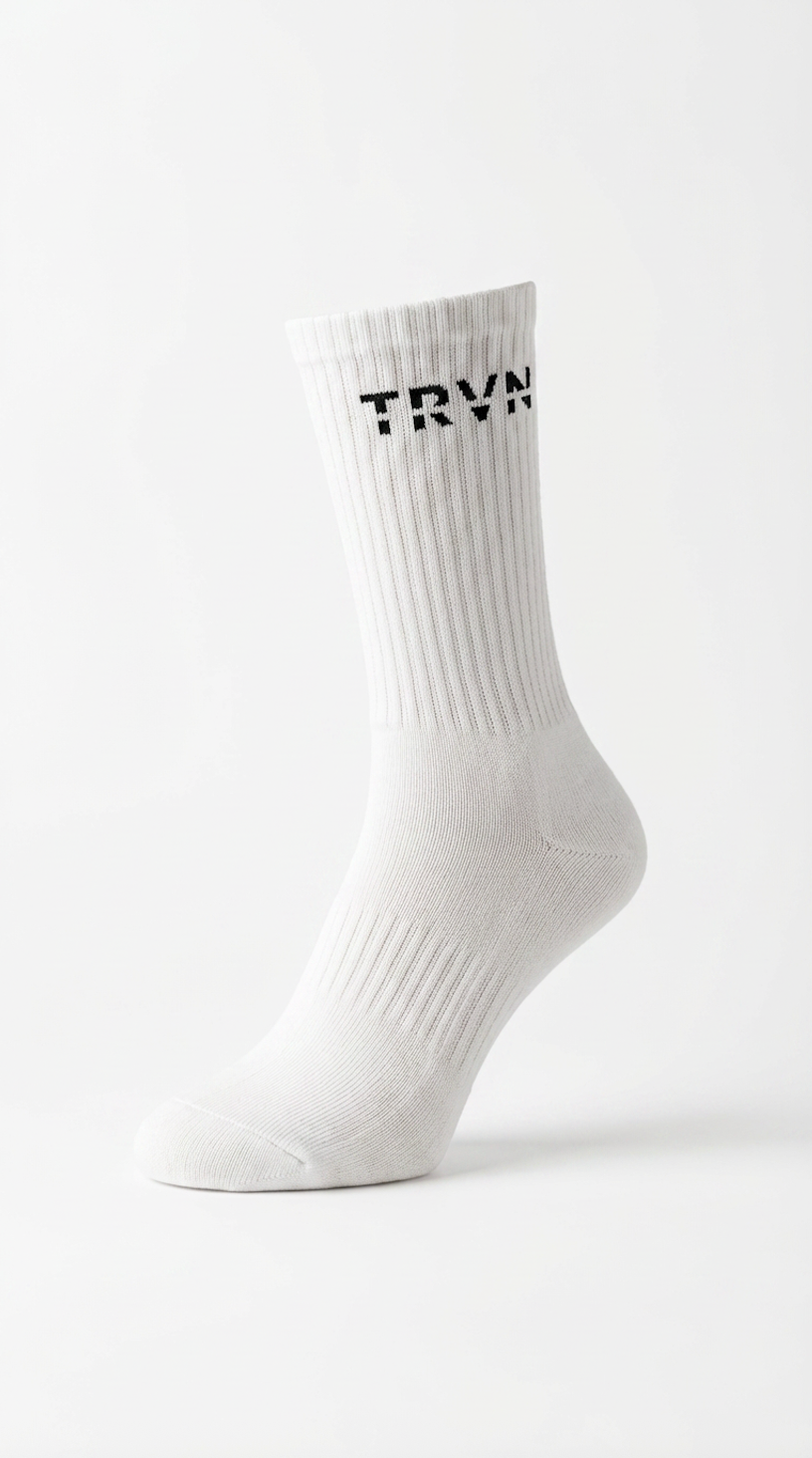 1 pk Hvite Ribbestrikkede Sokker – TRVN (Svart logo)